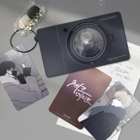 Checkmate Photocard Holder Package