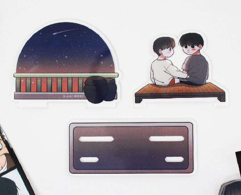 Between the Stars Acrylic Diorama