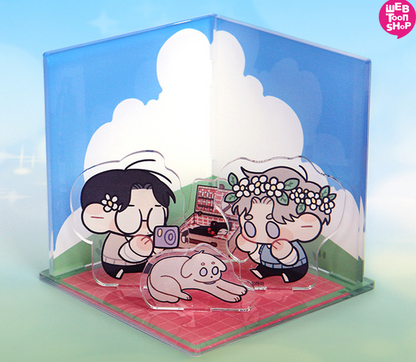 Runway Hit Acrylic Diorama