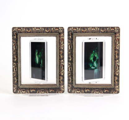 Emerald Midnight's Lover Rotating Photocard Holder Acrylic Stand