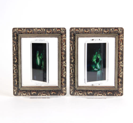 Emerald Midnight's Lover Rotating Photocard Holder Acrylic Stand