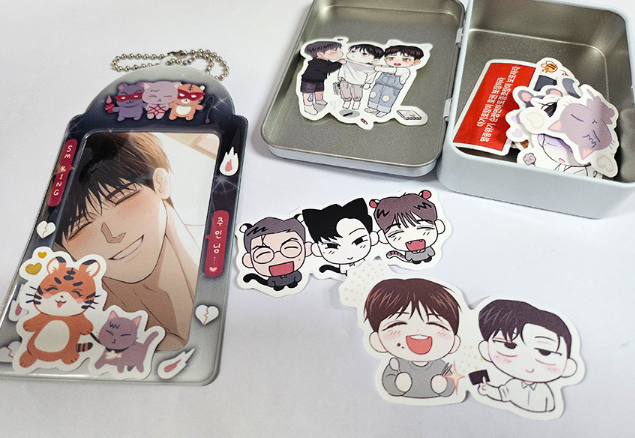 Pieces of Us Tin Case Set