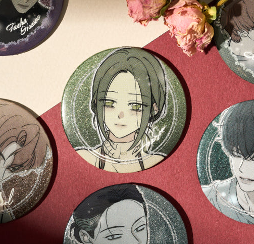 Tears on a Withered Flowers Can Badge (Random)