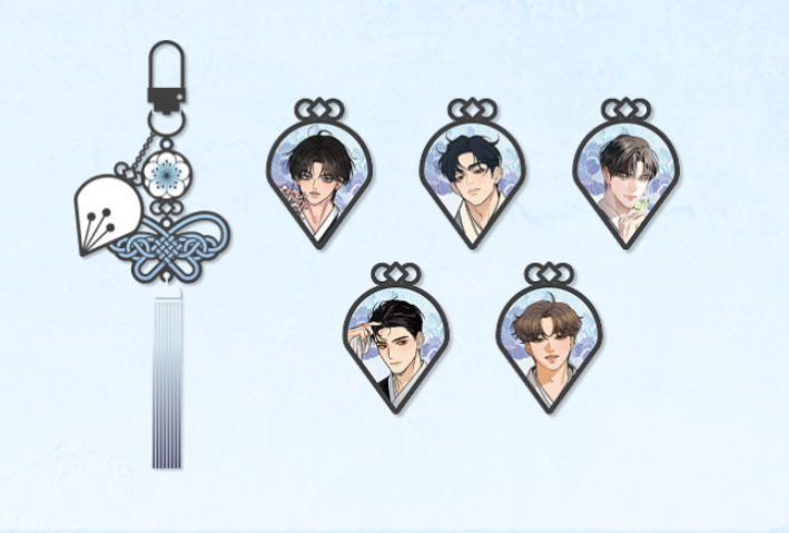 [Pre-order]Romantic Flower Silk Single Item:  Plum Blossom Petal Metal Keyring