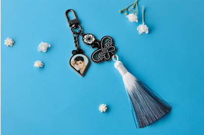 [Pre-order]Romantic Flower Silk Single Item:  Plum Blossom Petal Metal Keyring