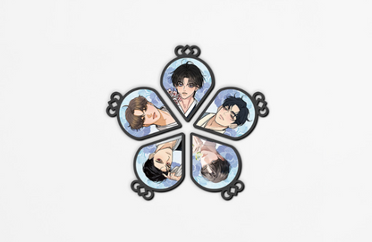 [Pre-order]Romantic Flower Silk Single Item:  Plum Blossom Petal Metal Keyring