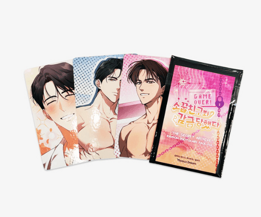 [Pre-order] Locked Up With My Childhood Friend 19+ Photocards