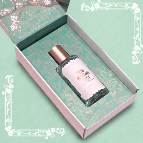 [Regular/Pre-order] Blossoms of the White Night Room Spray
