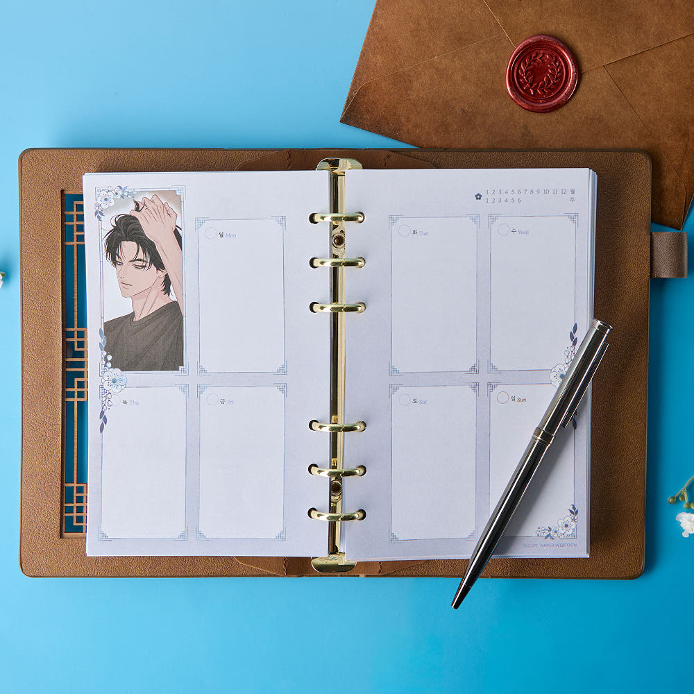 [Pre-order] Romantic Flower Silk Wood Diary