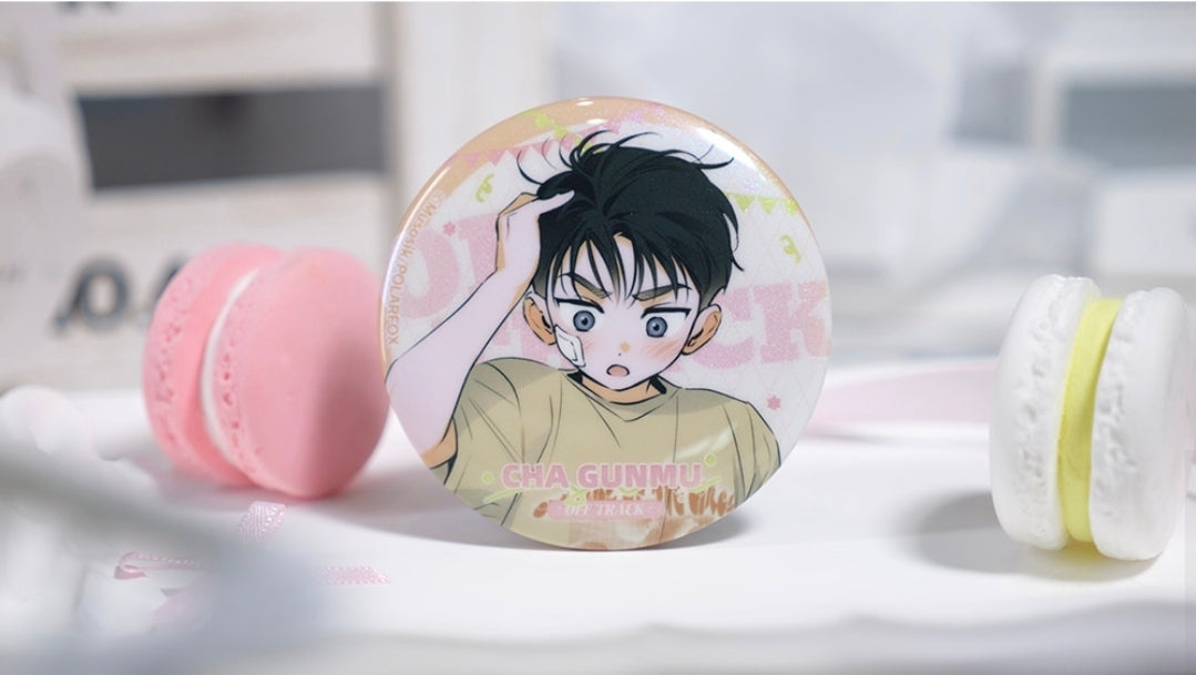 Off Track Kids VER. Can Badge Set