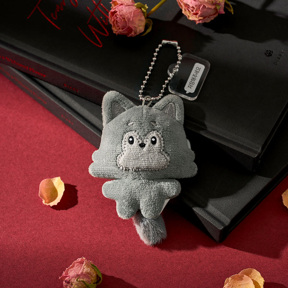 Tears on a Withered Flower SD Plush Brooch