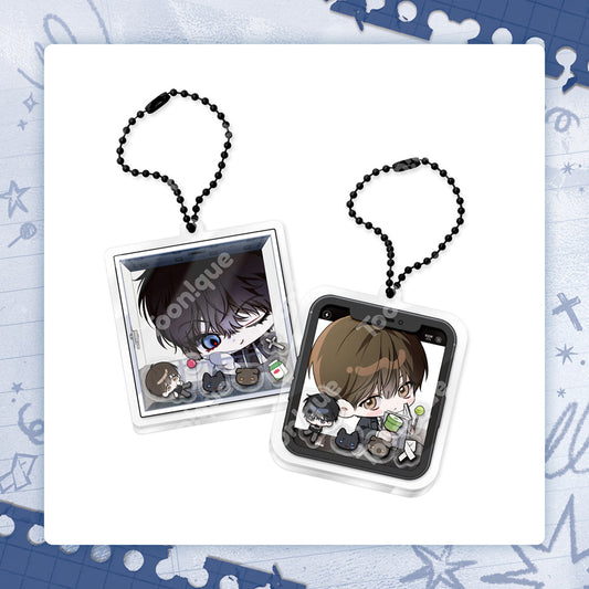 [Pre-order] Eighteen's Bed Acrylic Shaker Keychain