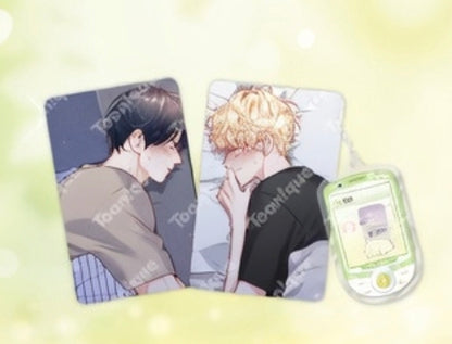[Pre-order] Love Is An Illusion: Superstar Lenticular Acrylic Keyring Set