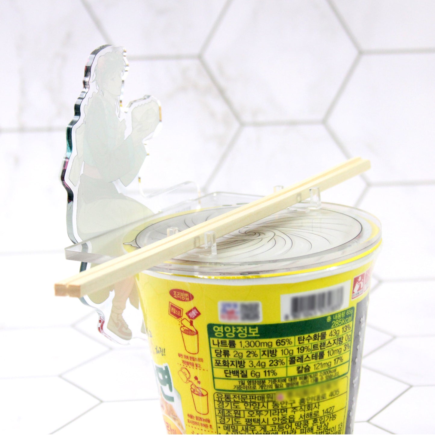 [Pre-order] The Pond Where Flowers Fall Noodle Stopper